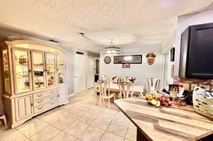 823 Hunters Creek Dr, Melbourne, FL 32904 - Photo 3