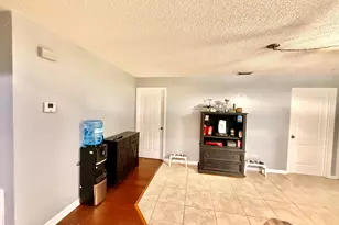 823 Hunters Creek Dr, Melbourne, FL 32904 - Photo 7