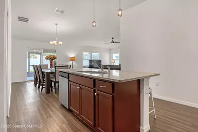 1028 Corbin Circle SW, Palm Bay, FL 32908 - Photo 9