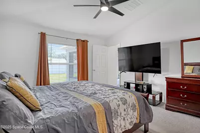 1028 Corbin Circle SW, Palm Bay, FL 32908 - Photo 17