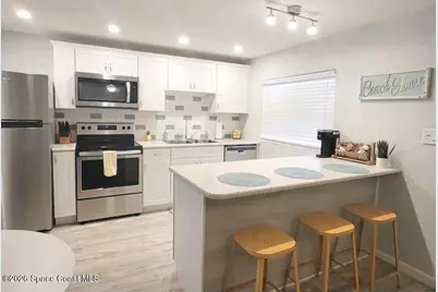 7605 Ridgewood Avenue #14, Cape Canaveral, FL 32920 - Photo 5