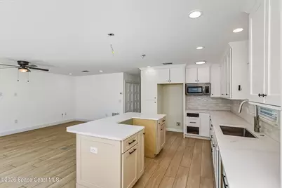 213 E Grant Avenue, Cocoa Beach, FL 32931 - Photo 15