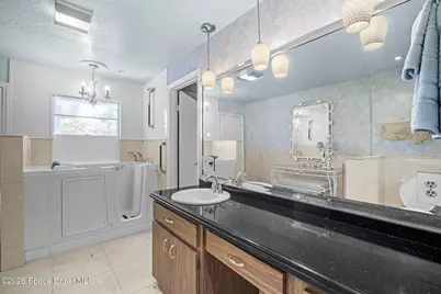 620 W Pine Road, Melbourne, FL 32904 - Photo 17