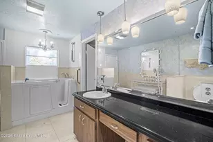 620 W Pine Rd, Melbourne, FL 32904 - Photo 17