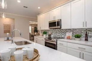 1135 Saturn St SE, Palm Bay, FL 32909 - Photo 5