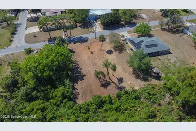 533 Hillcrest Avenue, Titusville, FL 32796 - Photo 9