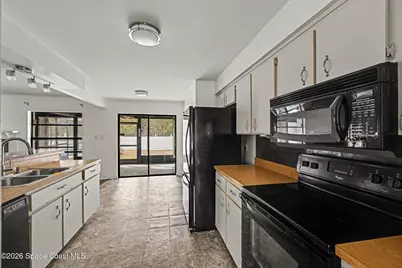 796 Emerson Drive NE, Melbourne, FL 32907 - Photo 23