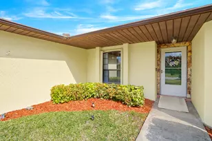 1075 Mandarin Dr NE, Palm Bay, FL 32905 - Photo 7