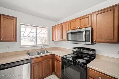 983 Tacaro Avenue SE, Palm Bay, FL 32909 - Photo 5