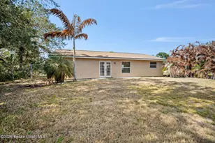 983 Tacaro Ave SE, Palm Bay, FL 32909 - Photo 13