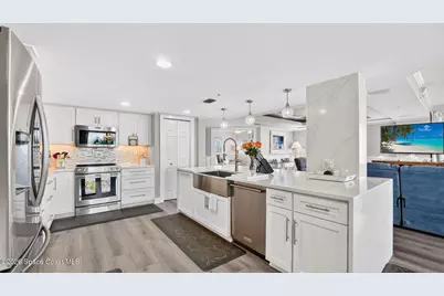 8472 Ridgewood Avenue #304, Cape Canaveral, FL 32920 - Photo 17