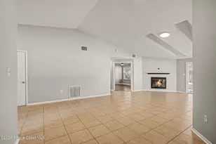 648 Munich St NW, Palm Bay, FL 32907 - Photo 5