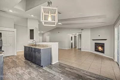 648 Munich Street NW, Palm Bay, FL 32907 - Photo 9