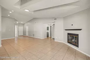 648 Munich St NW, Palm Bay, FL 32907 - Photo 7