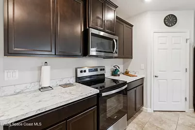 349 Guinevere Drive SW, Palm Bay, FL 32908 - Photo 7