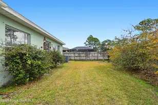652 Sheridan Woods Dr, Melbourne, FL 32904 - Photo 37