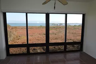 6240 E Mirror Lake Dr, Sebastian, FL 32958 - Photo 5