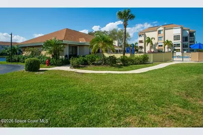 6240 E Mirror Lake Drive #201, Sebastian, FL 32958 - Photo 13