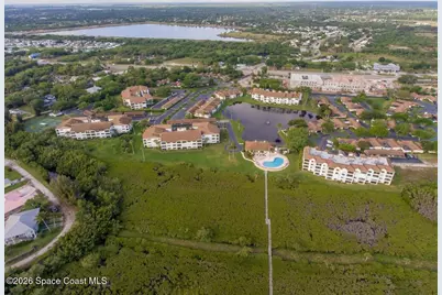 6240 E Mirror Lake Drive #201, Sebastian, FL 32958 - Photo 15