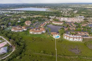 6240 E Mirror Lake Dr, Sebastian, FL 32958 - Photo 15