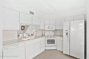 4740 Lake Waterford Way W, Melbourne, FL 32901 - Photo 11