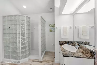 216 Glengarry Avenue, Melbourne Beach, FL 32951 - Photo 27