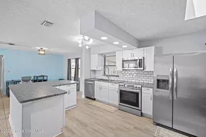 2545 Raintree Lake Circle, Merritt Island, FL 32953 - Photo 7