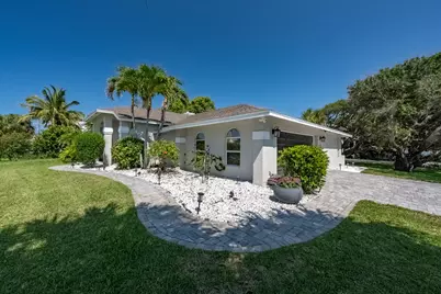 215 Beverly Court, Melbourne Beach, FL 32951 - Photo 5