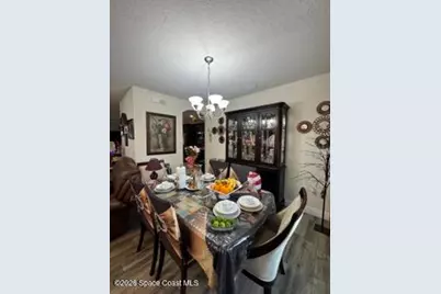 591 Australian Road NW, Palm Bay, FL 32907 - Photo 9