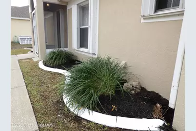 542 Octavius Street SW, Palm Bay, FL 32908 - Photo 3