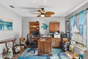 1040 Jacaranda Cir, Rockledge, FL 32955 - Photo 7