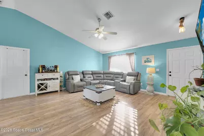 8016 106th Avenue, Vero Beach, FL 32967 - Photo 3