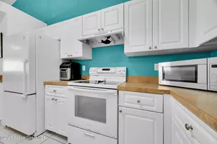 8016 106th Ave, Vero Beach, FL 32967 - Photo 11