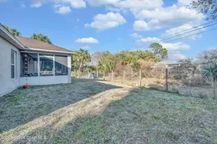 8016 106th Ave, Vero Beach, FL 32967 - Photo 31