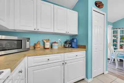 8016 106th Avenue, Vero Beach, FL 32967 - Photo 13