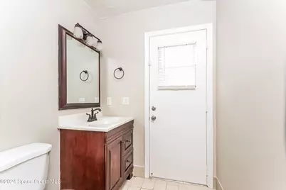 350 NE Genesee Avenue, Port Saint Lucie, FL 34983 - Photo 13