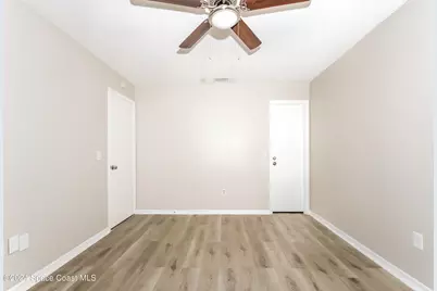 350 NE Genesee Avenue, Port Saint Lucie, FL 34983 - Photo 11