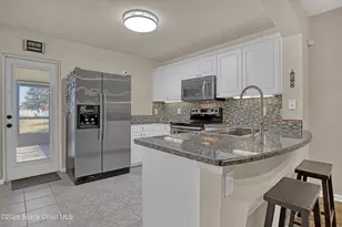 1125 Luminary Cir, Melbourne, FL 32901 - Photo 11