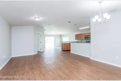 3051 Fitzpatrick Avenue SW, Palm Bay, FL 32908 - Photo 5