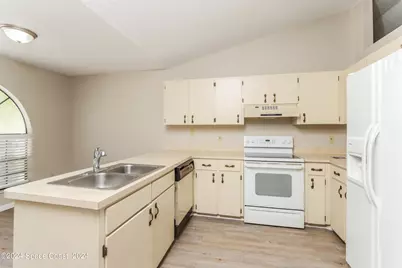 1388 Tilberg Avenue NW, Palm Bay, FL 32907 - Photo 7