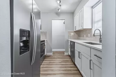 2258 Flower Tree Circle, Melbourne, FL 32935 - Photo 9