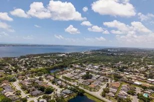 1934 Glen Meadows Cir, Melbourne, FL 32935 - Photo 5