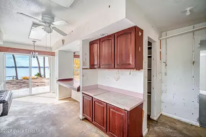 535 Robinhood Drive, Merritt Island, FL 32953 - Photo 17