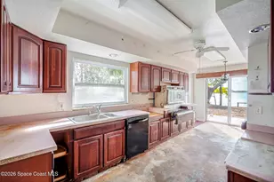 535 Robin Hood Dr, Merritt Island, FL 32953 - Photo 15