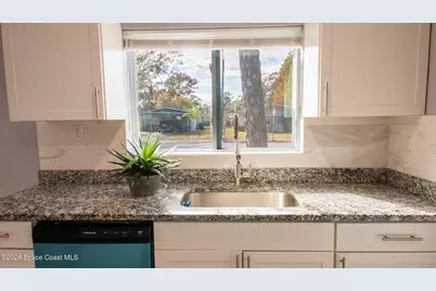 614 S Georgia Avenue, Cocoa, FL 32922 - Photo 11