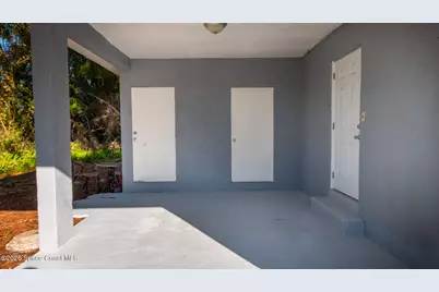 614 S Georgia Avenue, Cocoa, FL 32922 - Photo 3