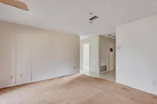 1076 Madrid Rd, Rockledge, FL 32955 - Photo 11