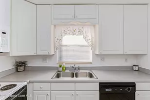 2501 Sand Trap Ln, Melbourne, FL 32935 - Photo 11