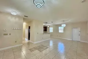 181 Del Monte St NE, Palm Bay, FL 32907 - Photo 7