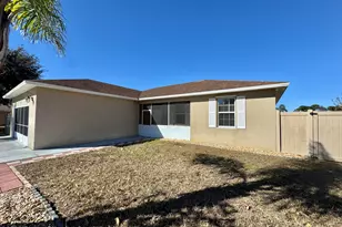 181 Del Monte St NE, Palm Bay, FL 32907 - Photo 3